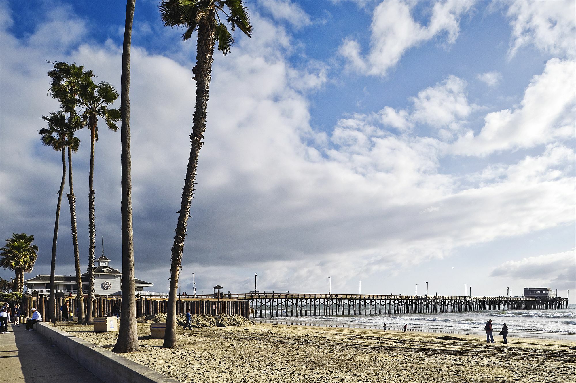 Newport Beach Hotel Экстерьер фото