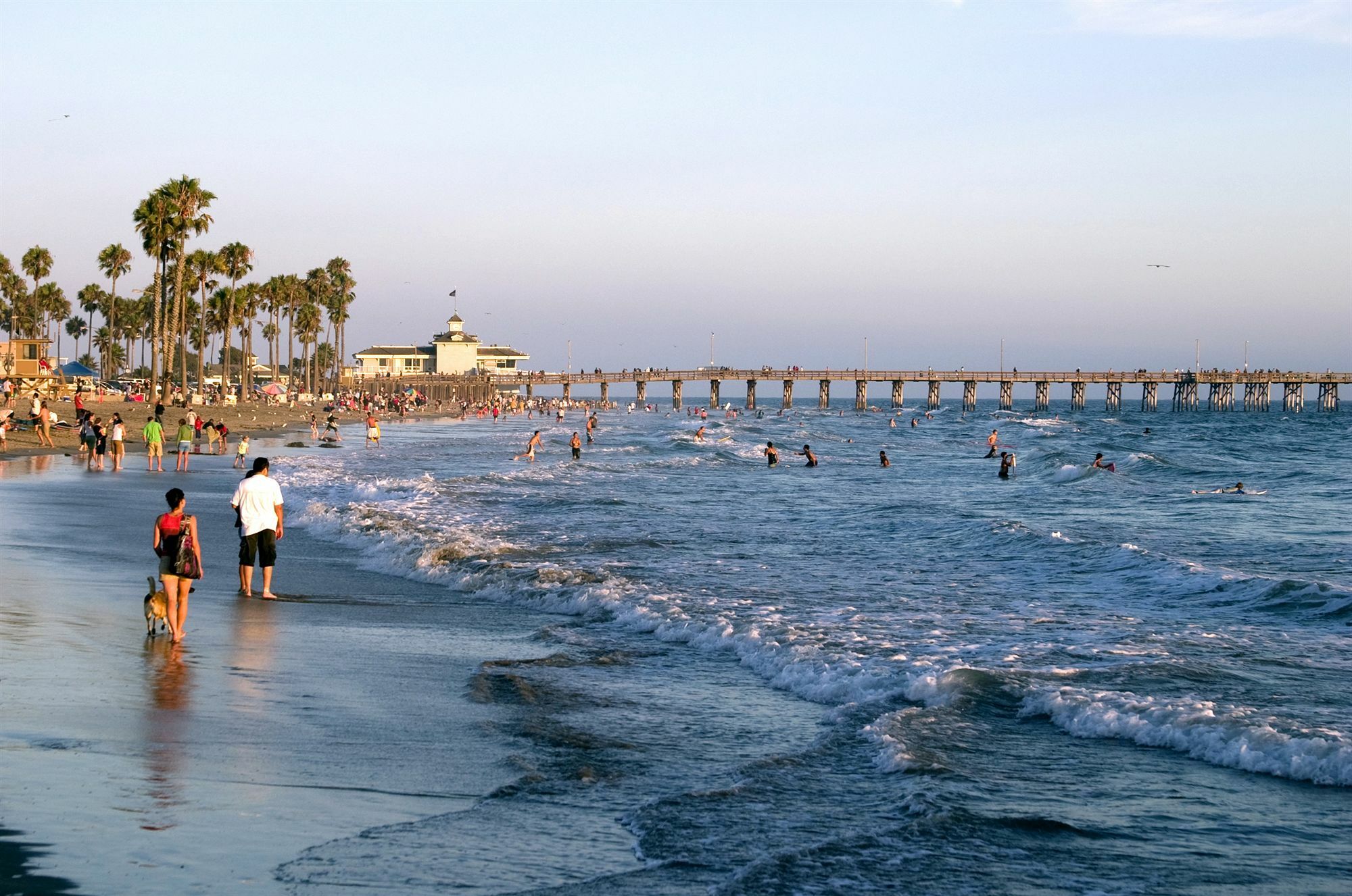 Newport Beach Hotel Экстерьер фото